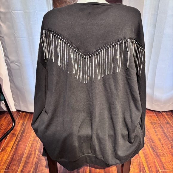 Western style Torrid Black crew neck with sparkling fringe size 3xl - Picture 8 of 13